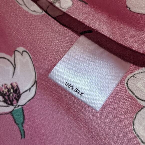 Tucker Chelsea Top Tahitian Gardenia in Double Georgette Silk Blouse Floral - Picture 6 of 10